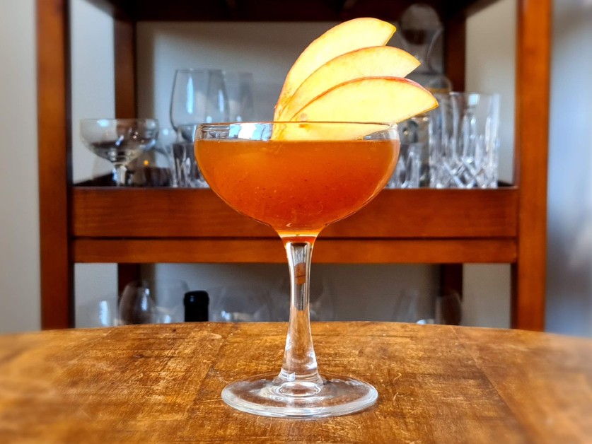 Apple of My Rye Cocktail