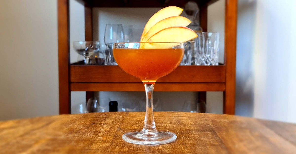 Apple of My Rye Whiskey Cocktail